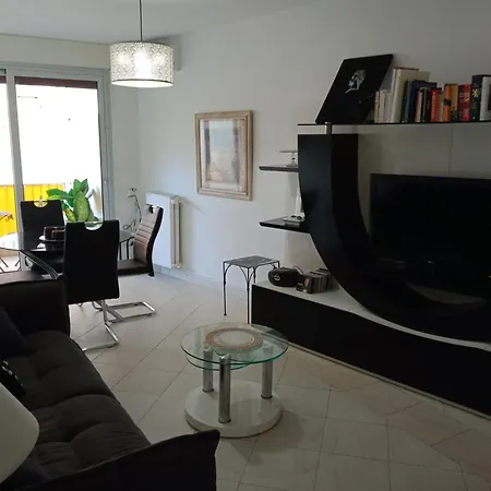 Appartement Au Calme Menton Exterior photo